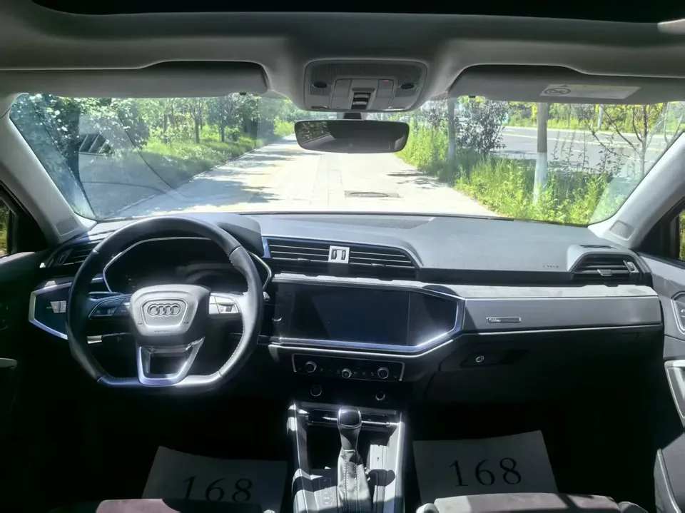 Audi Q3 Audi Q3 2022 35 TFSI Stylish Dynamic 2022 — thumbnail 4