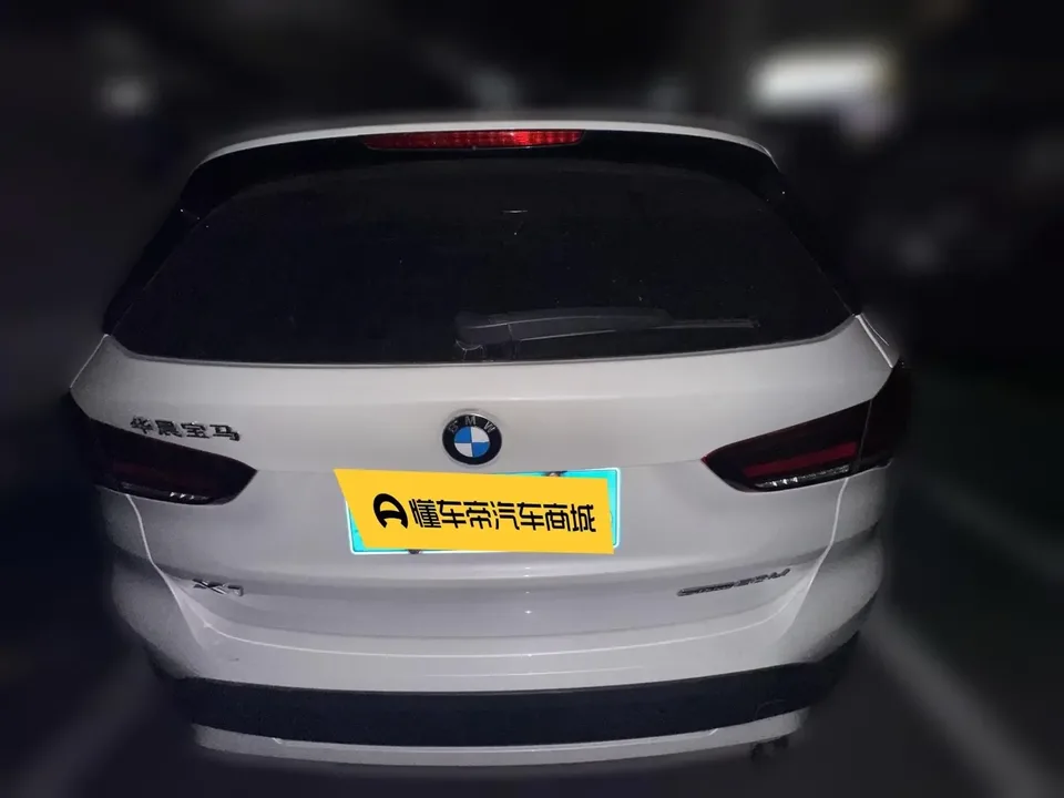 BMW X1 BMW X1 2022 sDrive20Li Fashion 2022 — thumbnail 2