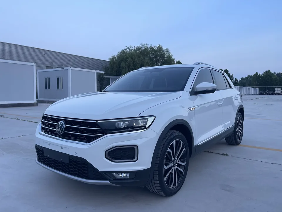 Volkswagen T-Roc TANG 2022 280TSI DSG 2WD Comfort PLUS 2022 — photo 1, buy with delivery to Moscow