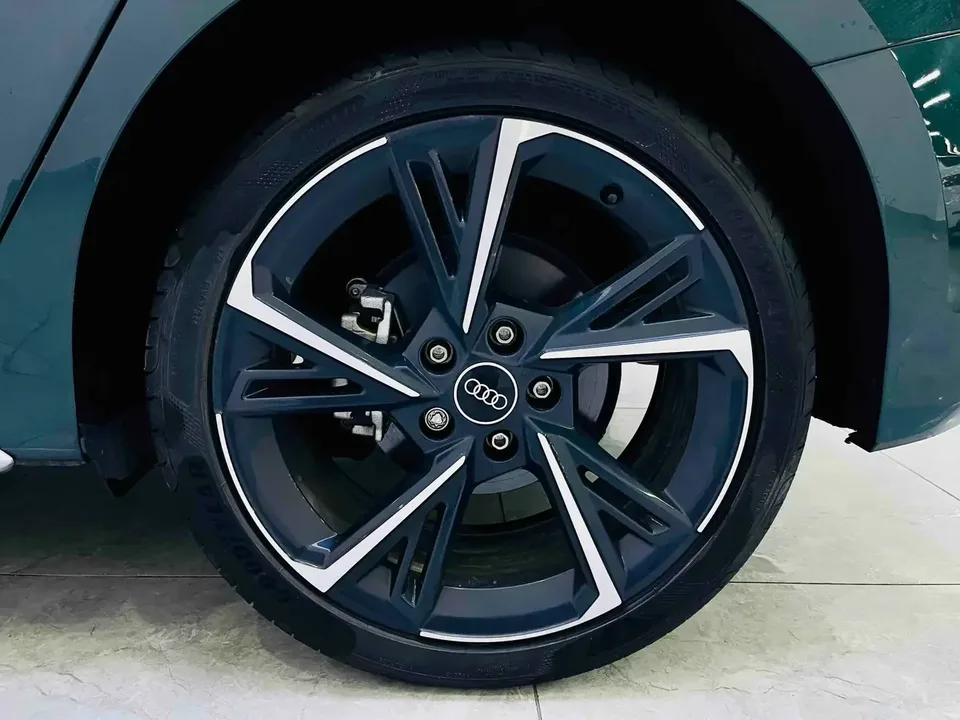 Audi A3 Audi A3 2022 Sportback 35 TFSI Stylish and sporty 2022 — thumbnail 2