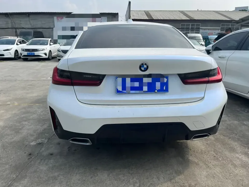 BMW 3 Series BMW 3 Series 2023 320Li M Sport Package 2022 — thumbnail 2