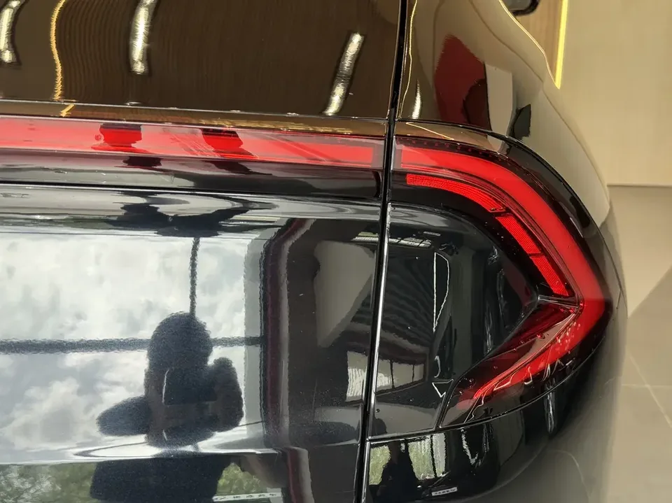 Wuling Starlight PHEV Wuling Starlight PHEV 2024 Co-creation Edition 150 Standard 2024 — thumbnail 3