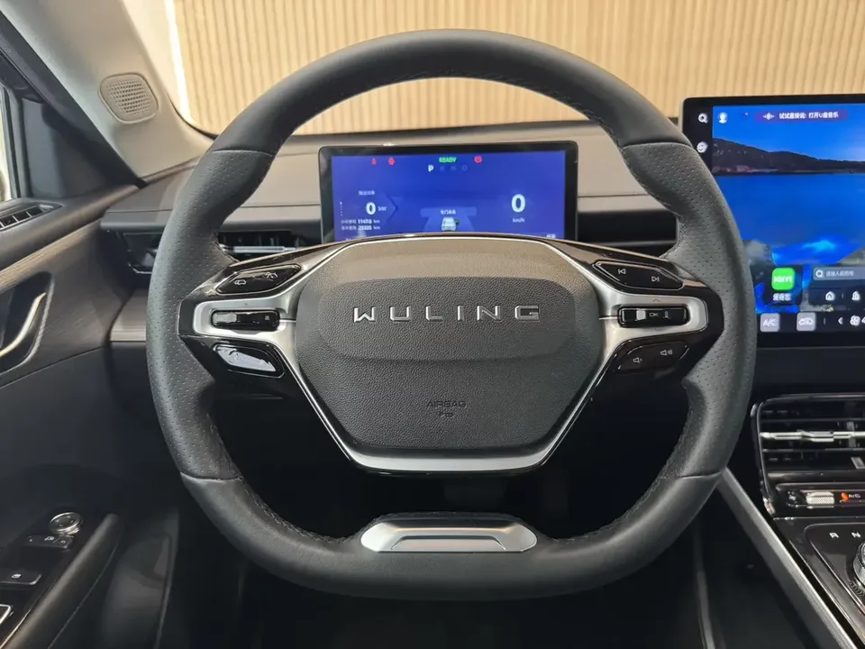 Wuling Starlight PHEV Wuling Starlight PHEV 2024 Co-creation Edition 150 Standard 2024 — thumbnail 4