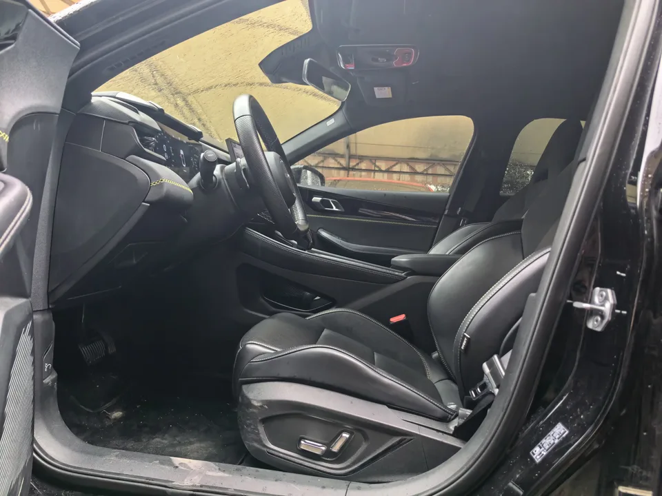 Lynk & Co 03 Lynk & Co 03 2023 1.5TD DCT Jin Pro 2023 — миниатюра 3