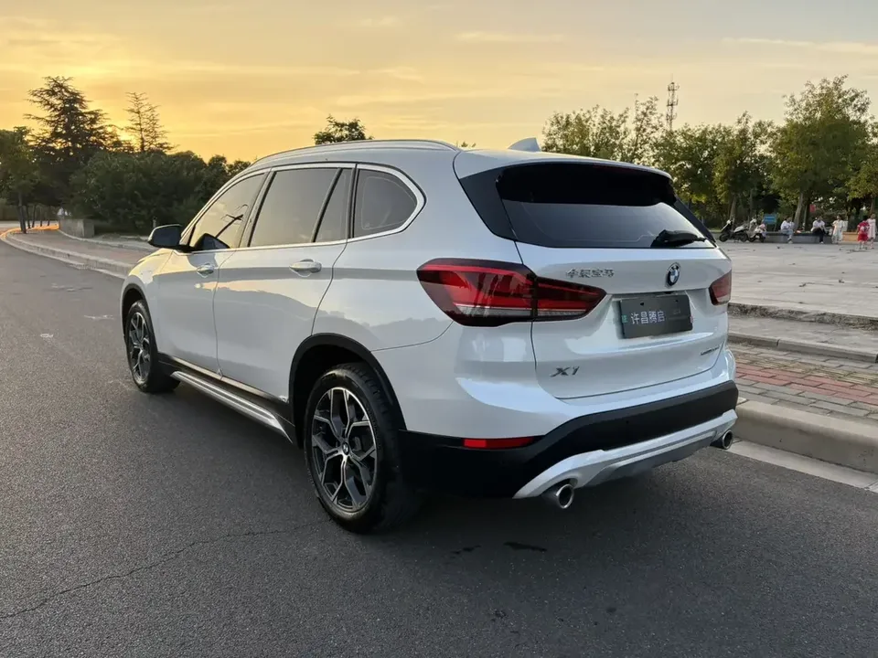 BMW X1 BMW X1 2022 sDrive20Li Fashion 2023 — thumbnail 2
