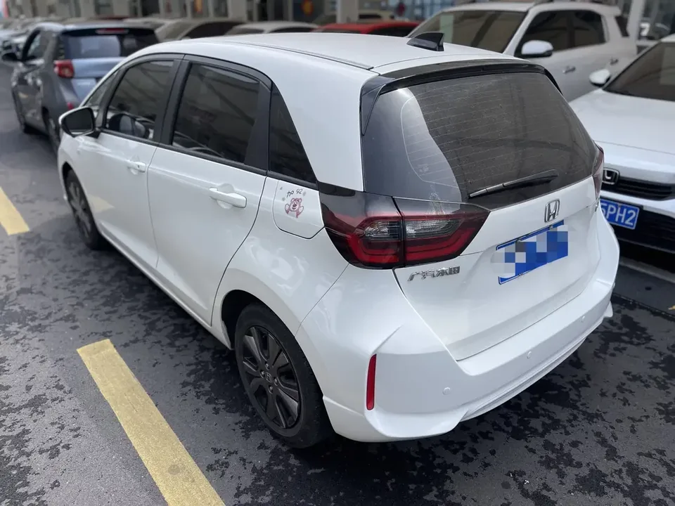 Honda FIT Fit 2022 1.5L CVT Trendy Sunroof Edition 2023 — thumbnail 4