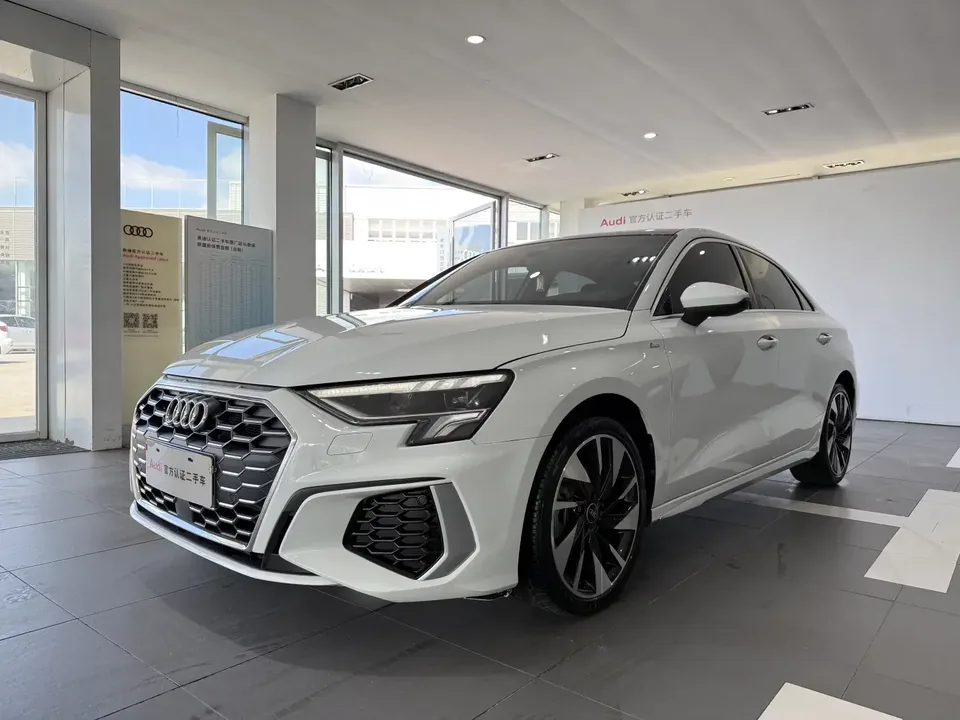 Audi A3 Audi A3 2024 A3L Limousine 35 TFSI Stylish Sports 2024 — photo 1, buy with delivery to Moscow