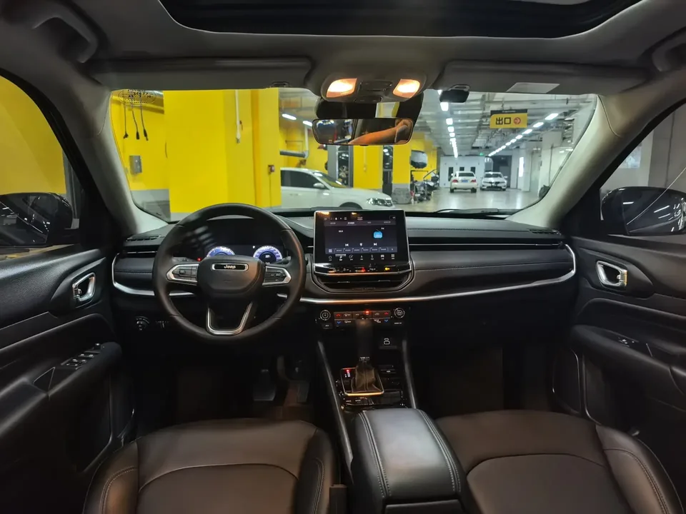 Jeep Guide to Guide to 2021 220T 2022 — миниатюра 3