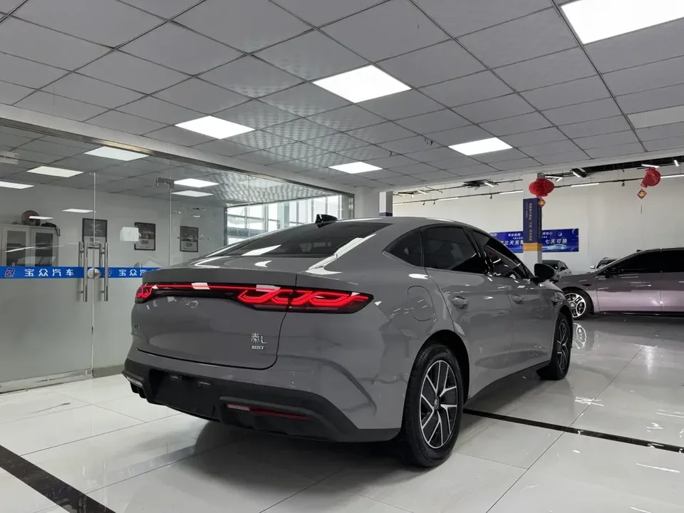 BYD Qin L DM Qin L DM 2026 DM-i 128KM Leading Model 2026 — thumbnail 2