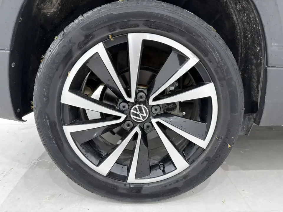 Volkswagen Tharu tuyue 2022 280TSI 2WD Deluxe Edition 2023 — thumbnail 3
