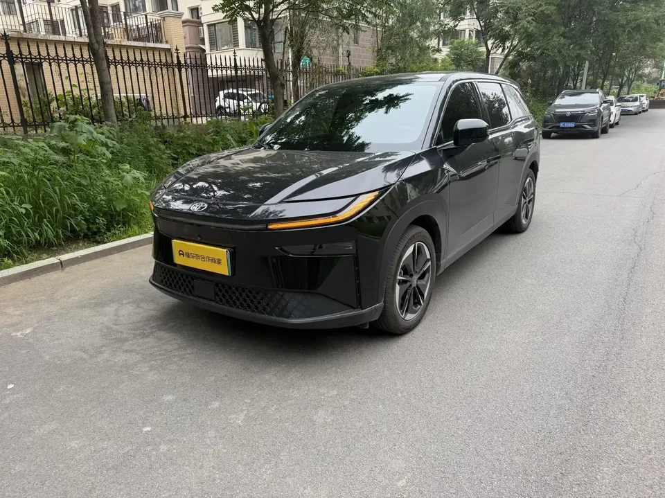 Toyota Bozhi 3X Bozhi 3X 2025 520 Pro 2025 — photo 1, buy with delivery to Moscow