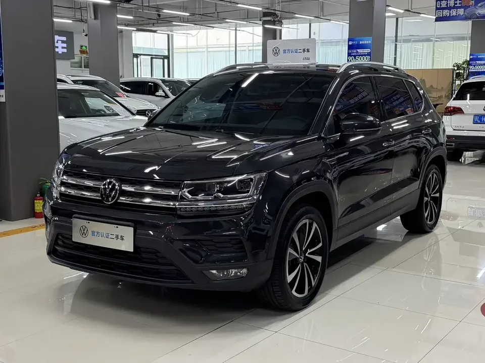 Volkswagen Tharu tuyue 2022 280TSI 2WD Comfort Edition 2022 — photo 1, buy with delivery to Moscow