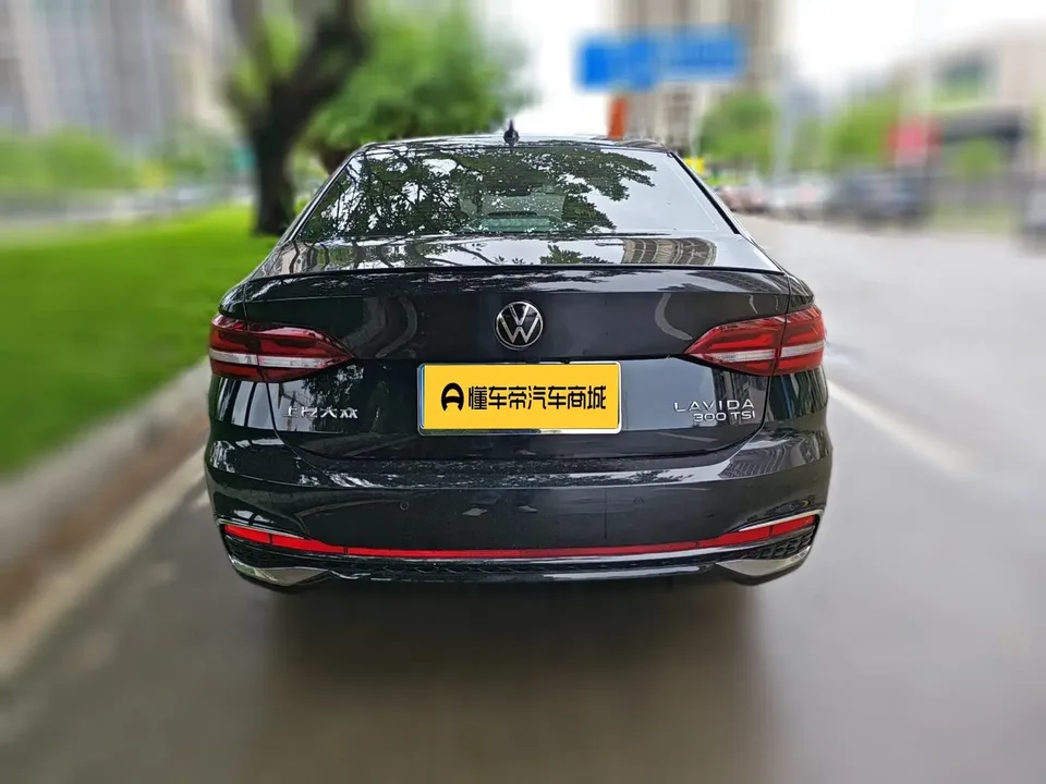 Volkswagen Lavida Lavida 2024 300TSI DSG Starry Sky Leading Edition 2024 — thumbnail 2