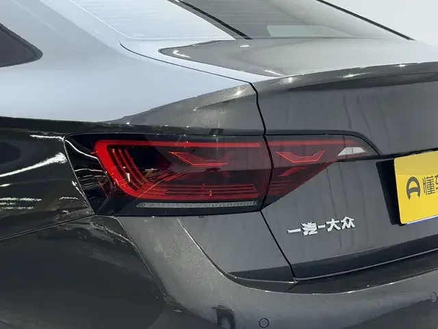 Volkswagen Sagitar Sagitar 2023 300TSI DSG Beyond Edition 2024 — thumbnail 4