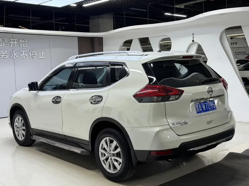 Nissan X-Trail Qijun 2022 Modified 2.0L 2WD Intelligent Connection Comfort Edition 2023 — миниатюра 2