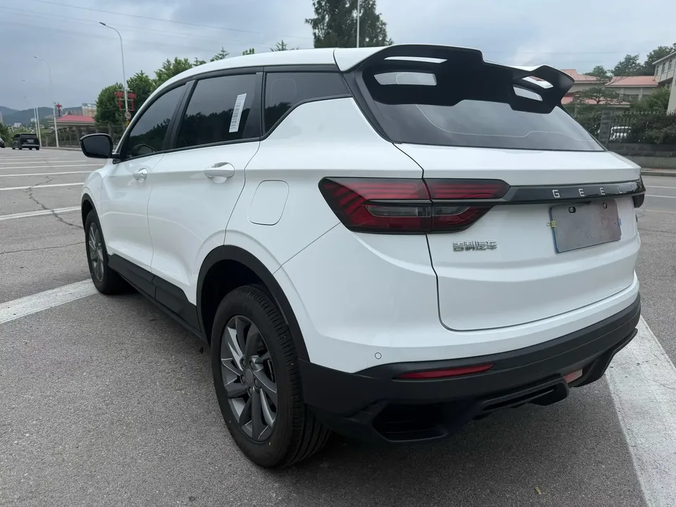 Geely Coolray SX11 Binyue 2025 1.5L CVT Super MAX 2025 — миниатюра 3
