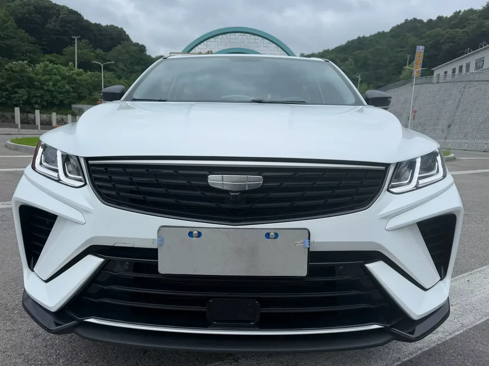 Geely Coolray SX11 Binyue 2025 1.5L CVT Super MAX 2025 — фото 1, купить с доставкой в Москву