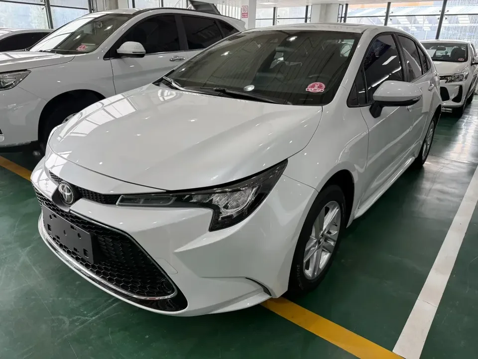Toyota Levin Lei Ling 2022 185T CVT Deluxe Edition 2023 — photo 1, buy with delivery to Moscow