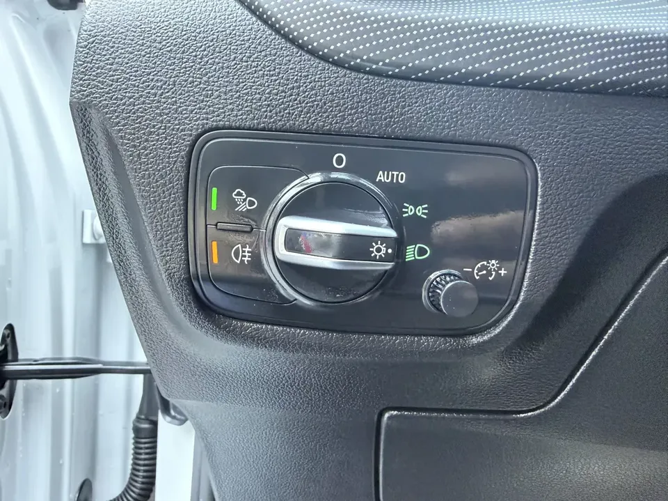 Audi Q2L Audi Q2L 2022 35 TFSI Stylish Dynamic 2022 — thumbnail 3