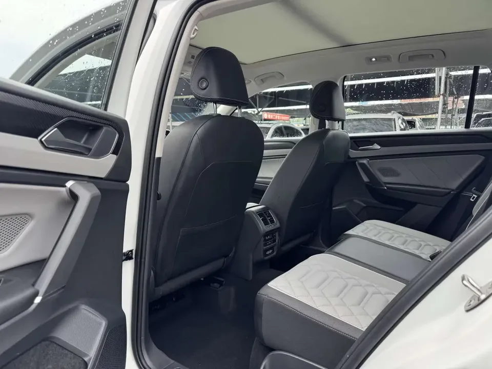 Volkswagen Tayron Tanyue 2023 280TSI 2WD Luxury Plus Advanced Edition 2022 — thumbnail 3