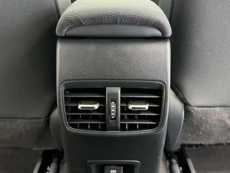 Toyota Levin Lei Ling 2023 185T Deluxe 2024 — миниатюра 3