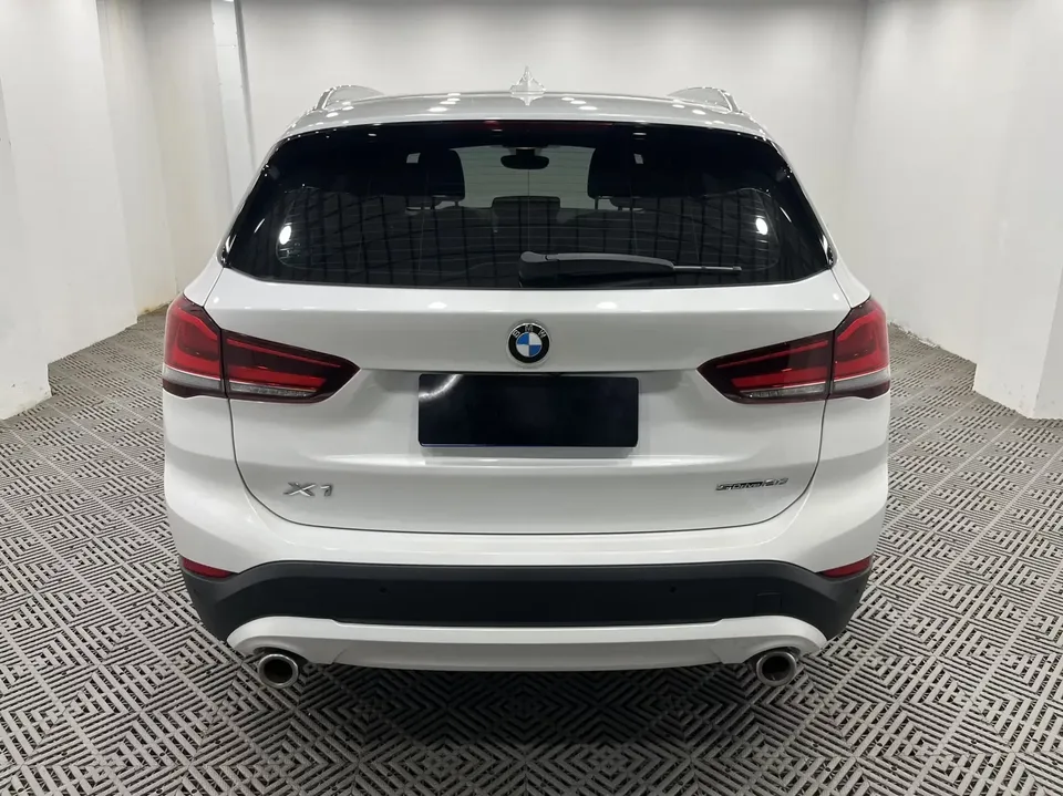 BMW X1 BMW X1 2021 sDrive20Li Fashion 2022 — thumbnail 2
