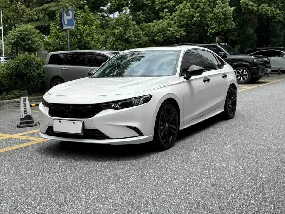 Honda Integra Style 2023 HATCHBACK 240TURBO CVT Phantom Night Deluxe Edition 2024 — photo 1, buy with delivery to Moscow