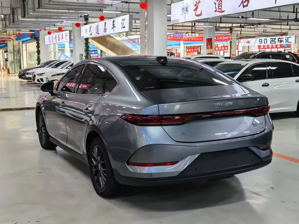 BYD Qin PLUS EV Qin PLUS EV 2025 Smart Driving Edition 510KM Leading Edition 2025 — миниатюра 4