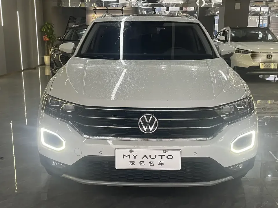 Volkswagen T-Roc TANG 2022 280TSI DSG 2WD Comfort PLUS 2022 — photo 1, buy with delivery to Moscow