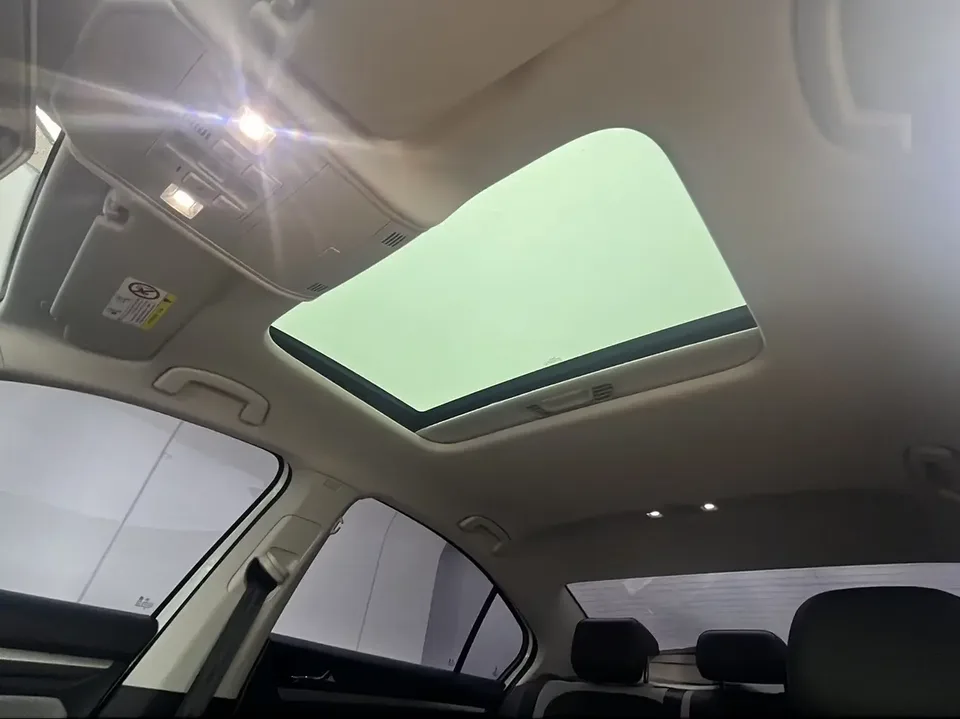 Volkswagen Bora Bora 2025 300TSI DSG Premium Edition 2025 — thumbnail 5