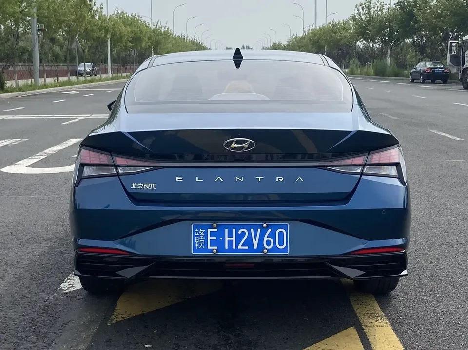 Hyundai Elantra Elantra 2022 1.5L CVT GLX Elite Edition 2022 — миниатюра 5