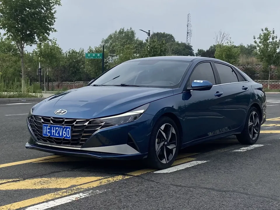 Hyundai Elantra Elantra 2022 1.5L CVT GLX Elite Edition 2022 — фото 1, купить с доставкой в Москву