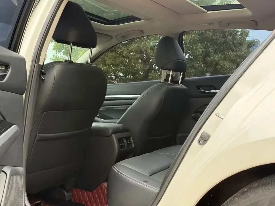 Nissan Altima Sound of nature 2021 2.0L XL Comfort Edition 2022 — thumbnail 3