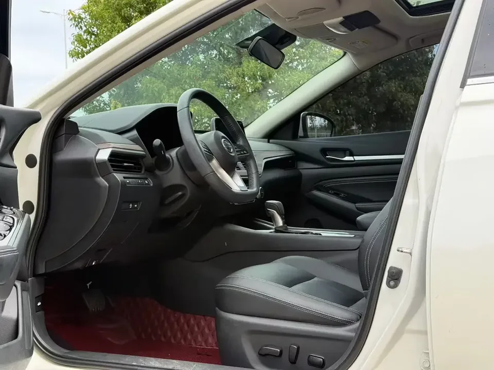 Nissan Altima Sound of nature 2021 2.0L XL Comfort Edition 2022 — thumbnail 5