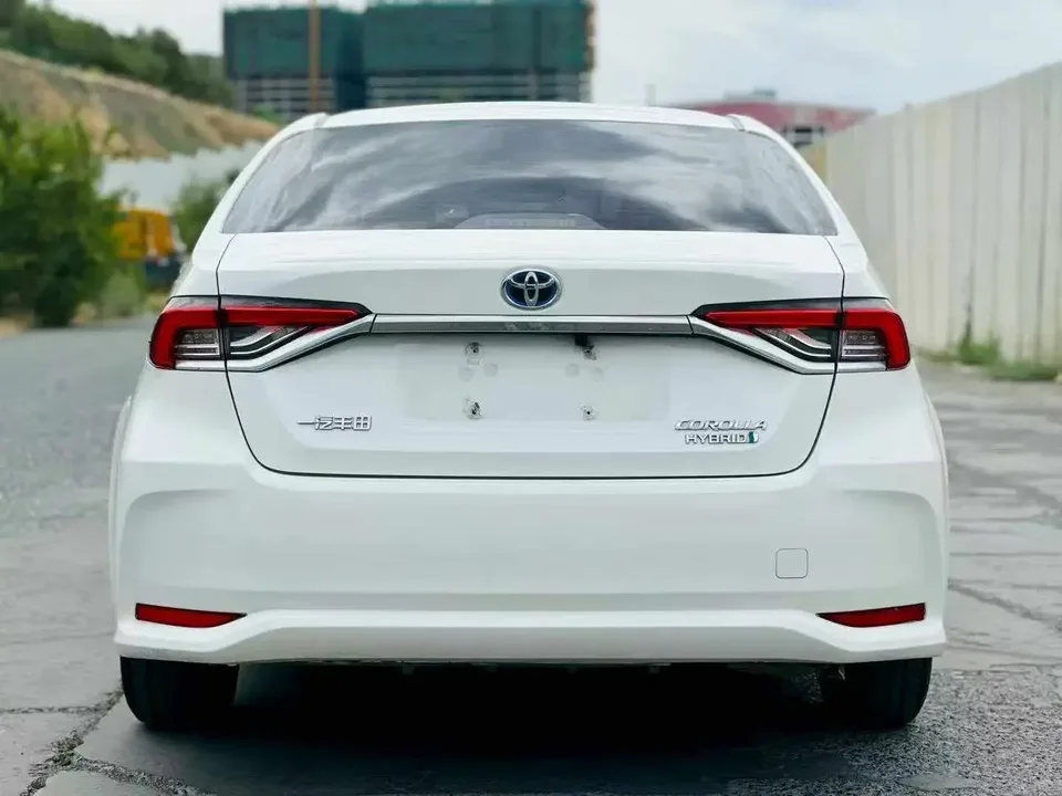 Toyota Corolla Corolla 2023 Intelligent Electric Hybrid Dual Engine 1.8L E-CVT Elite Edition 2024 — thumbnail 2