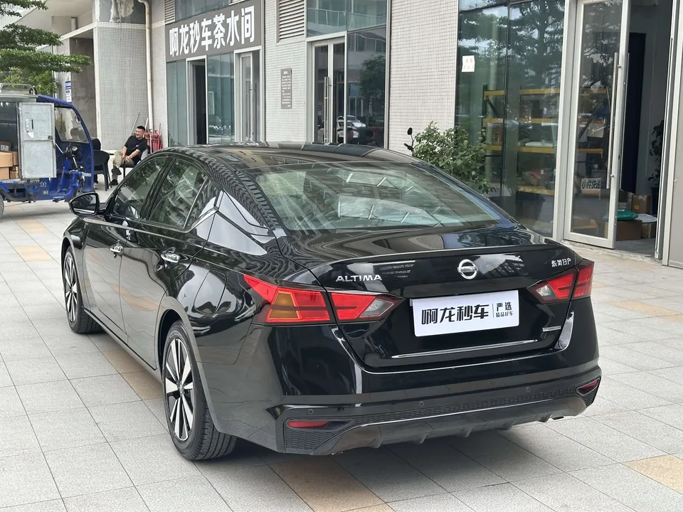 Nissan Altima Sound of nature 2021 2.0L XL Comfort Edition 2022 — thumbnail 2