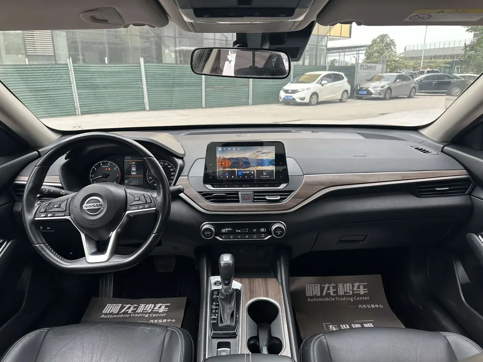 Nissan Altima Sound of nature 2021 2.0L XL Comfort Edition 2022 — thumbnail 5