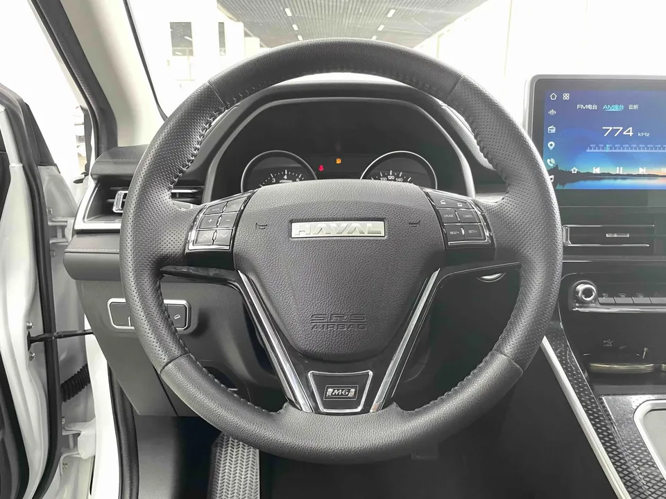 Haval M6 Haval M6 2023 PLUS 1.5T DCT Luxury Intelligent Connection 2023 — thumbnail 4