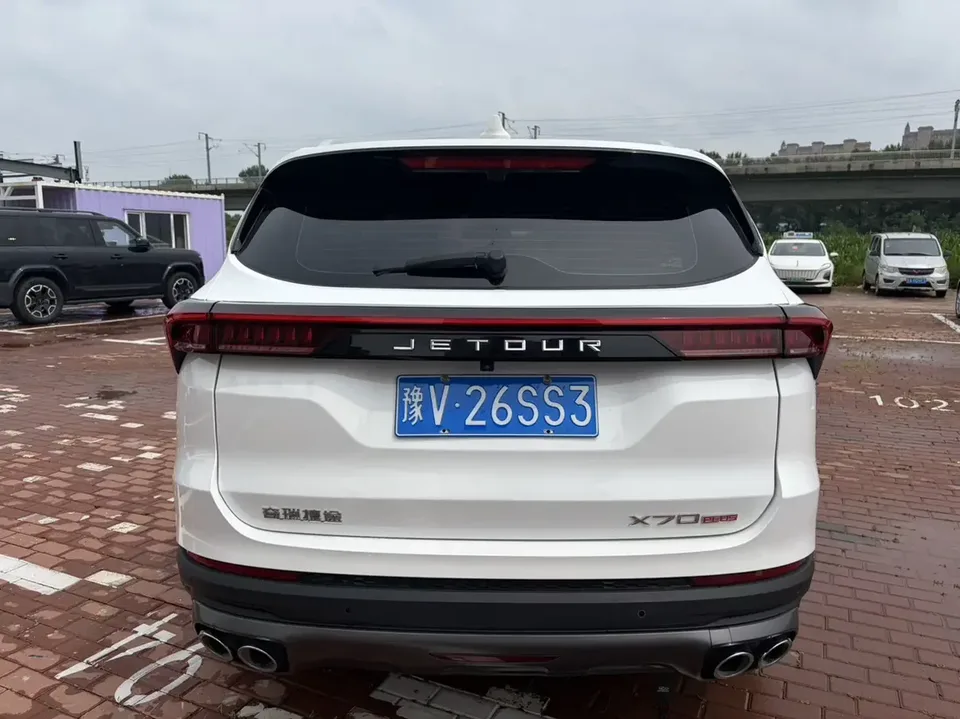 Jetour Jietu X70 PLUS Jietu X70 PLUS 2023 1.5T DCT Brave PLUS 7-seater 2023 — thumbnail 2