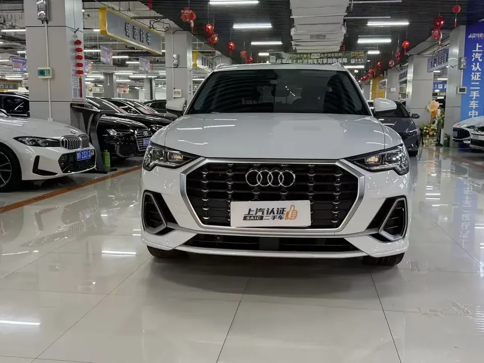 Audi Q3 Audi Q3 2022 35 TFSI Stylish Dynamic 2022 — фото 1, купить с доставкой в Москву