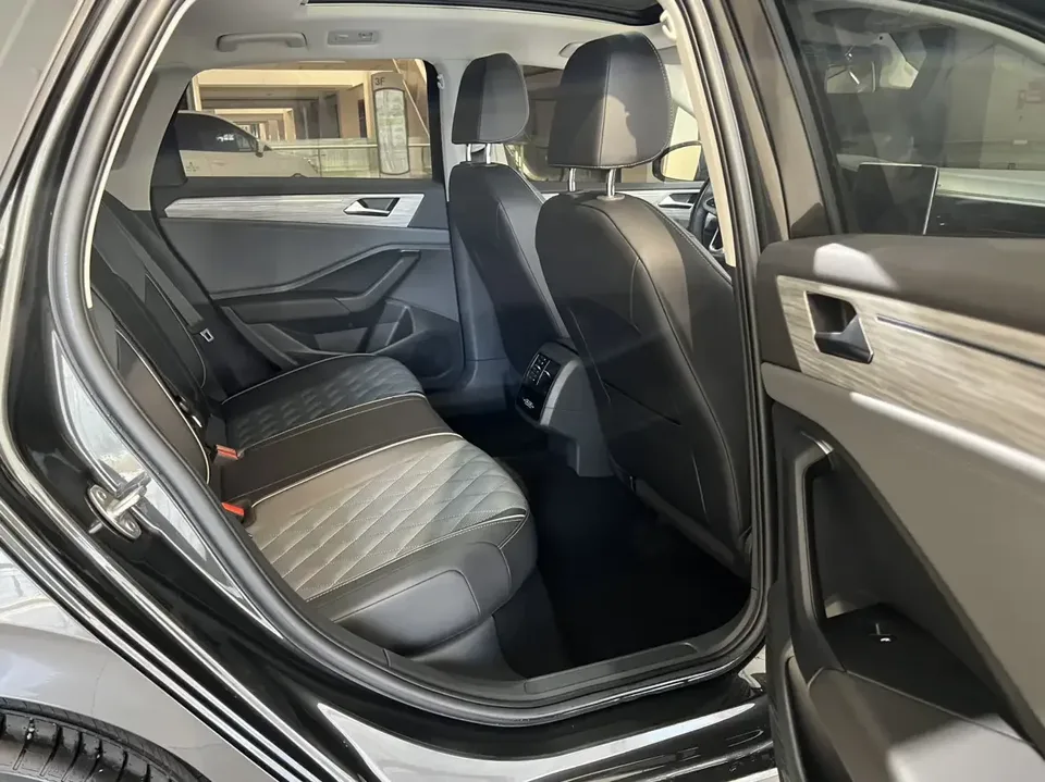 Volkswagen Sagitar Sagitar 2024 300TSI DSG Beyond Edition 2024 — thumbnail 5