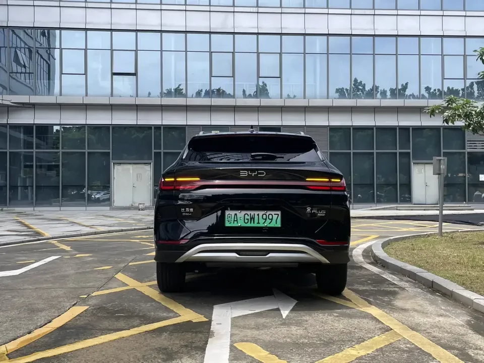 BYD Song PLUS DM Song PLUS DM 2025 DM-i 112KM Premium Edition 2025 — thumbnail 2