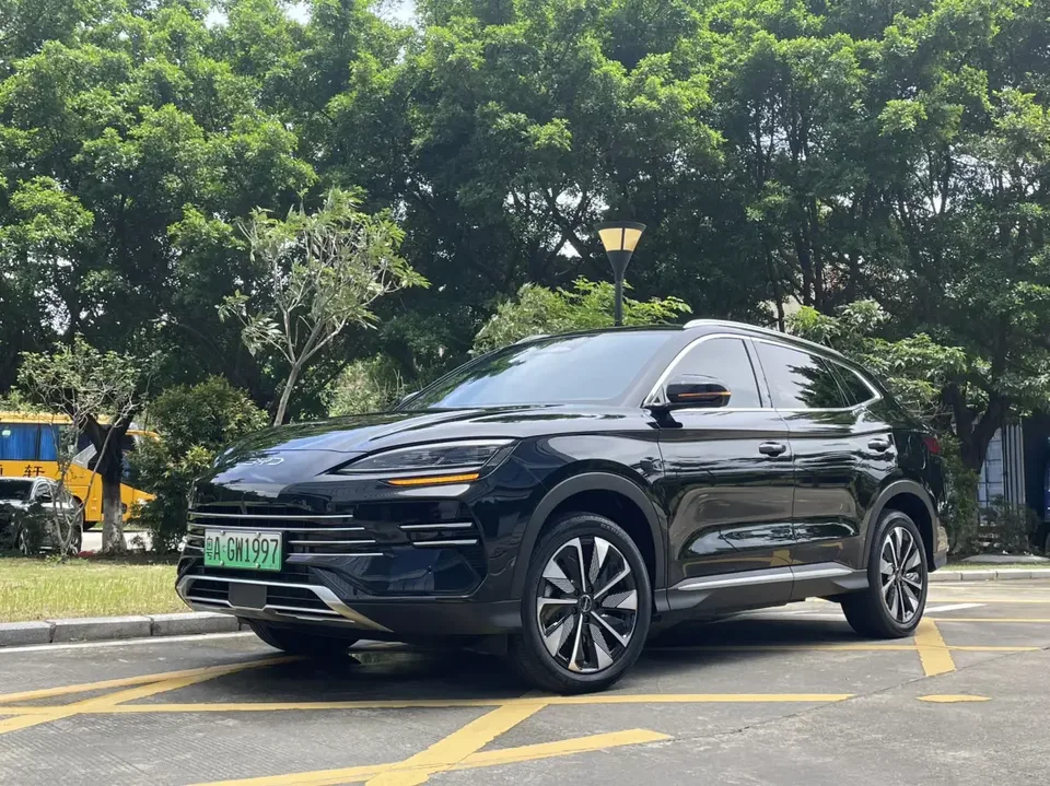 BYD Song PLUS DM Song PLUS DM 2025 DM-i 112KM Premium Edition 2025 — photo 1, buy with delivery to Moscow