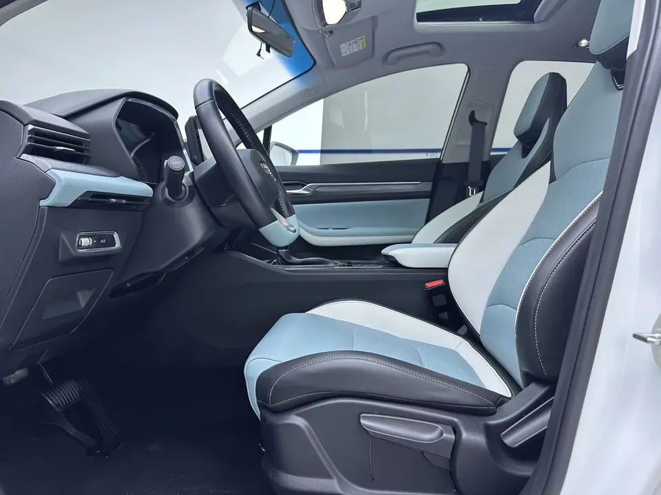 Geely Emgrand S Emgrand S 2022 1.4T CVT Crossover Player Edition 2022 — thumbnail 5