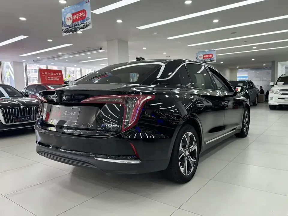 Hongqi E-QM5 Hongqi E-QM5 2023 Modified basic travel version 2023 — thumbnail 2