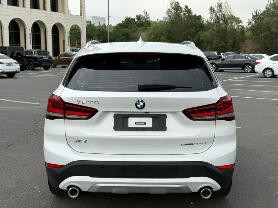 BMW X1 BMW X1 2022 sDrive20Li Fashion 2022 — thumbnail 2