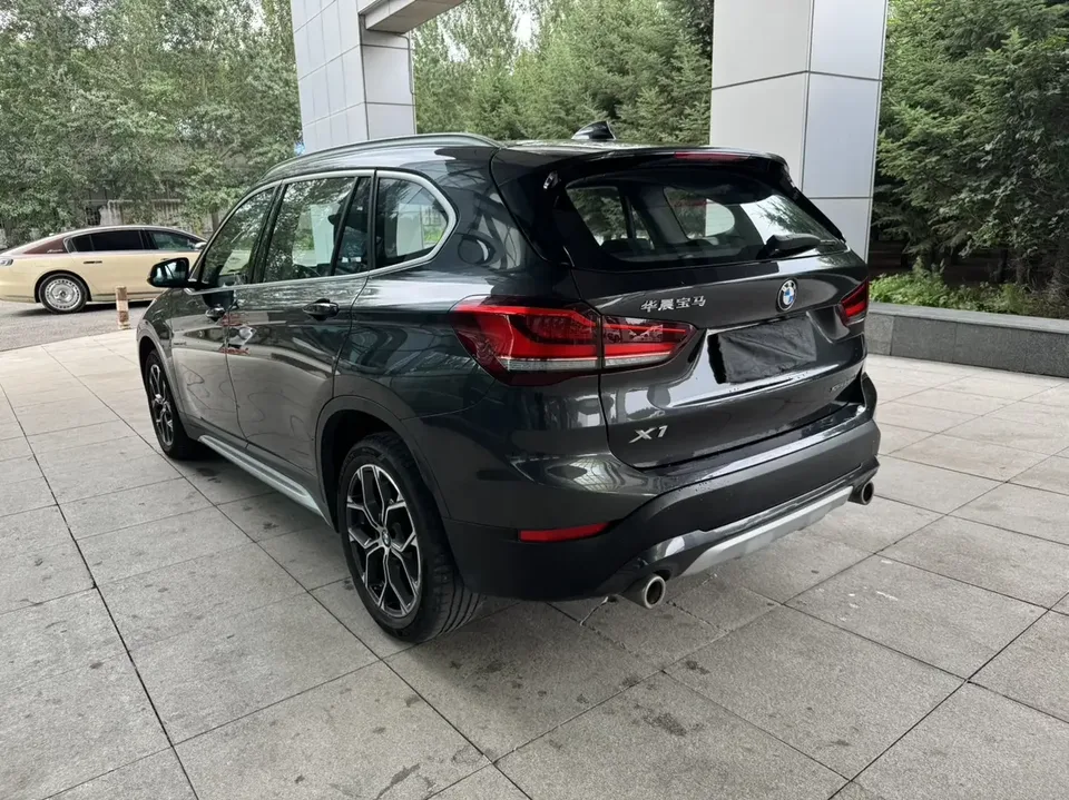 BMW X1 BMW X1 2022 sDrive20Li Premium 2022 — thumbnail 4