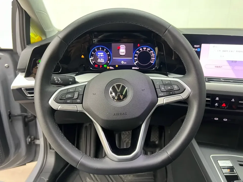 Volkswagen Golf golf 2021 280TSI DSG Pro 2022 — миниатюра 4