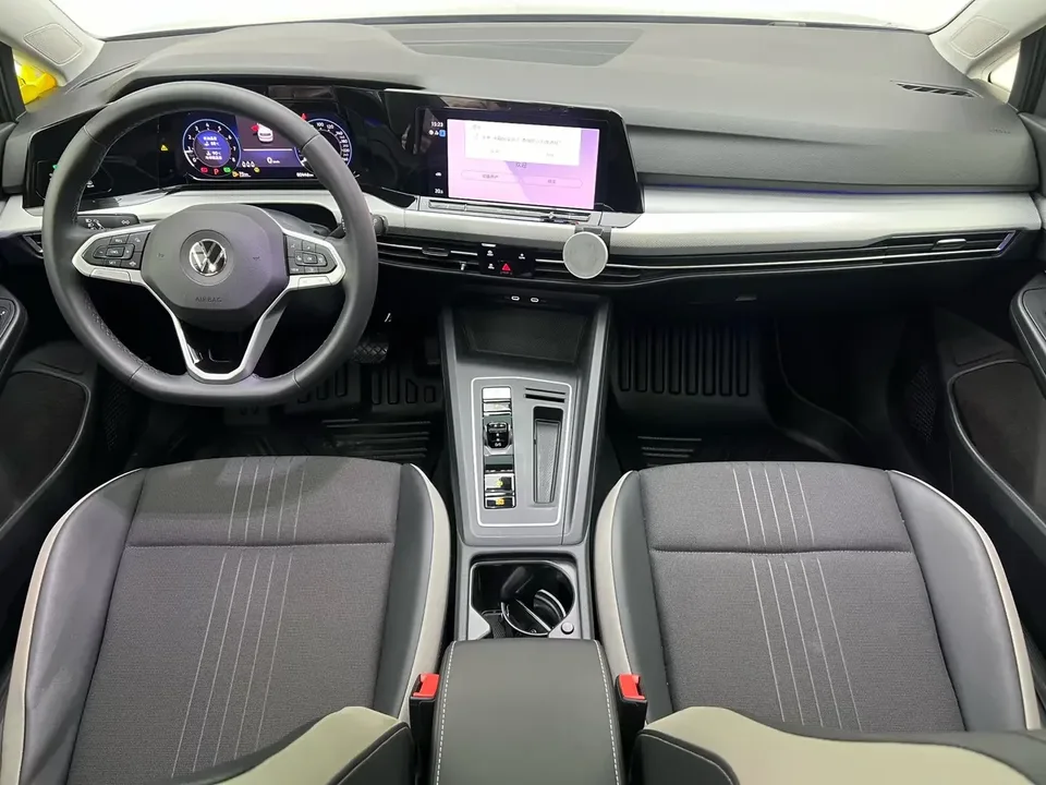 Volkswagen Golf golf 2021 280TSI DSG Pro 2022 — миниатюра 5
