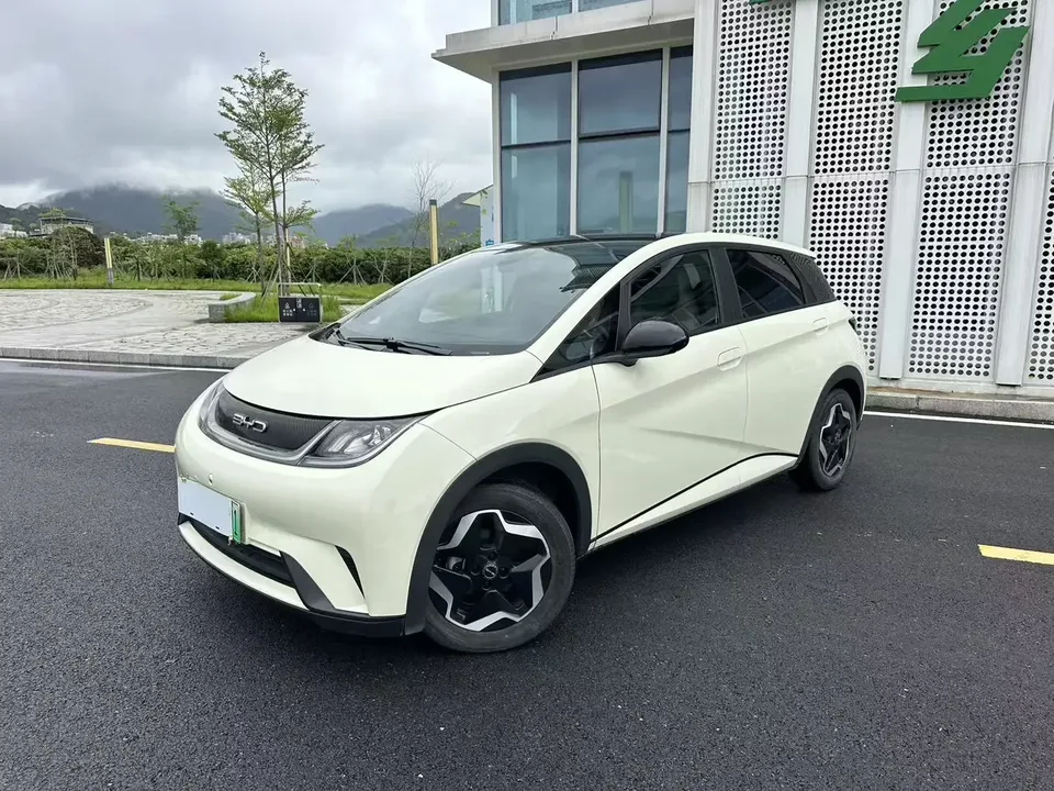 BYD Dolphin dolphin 2021 Fashion version 2023 — photo 1, buy with delivery to Moscow